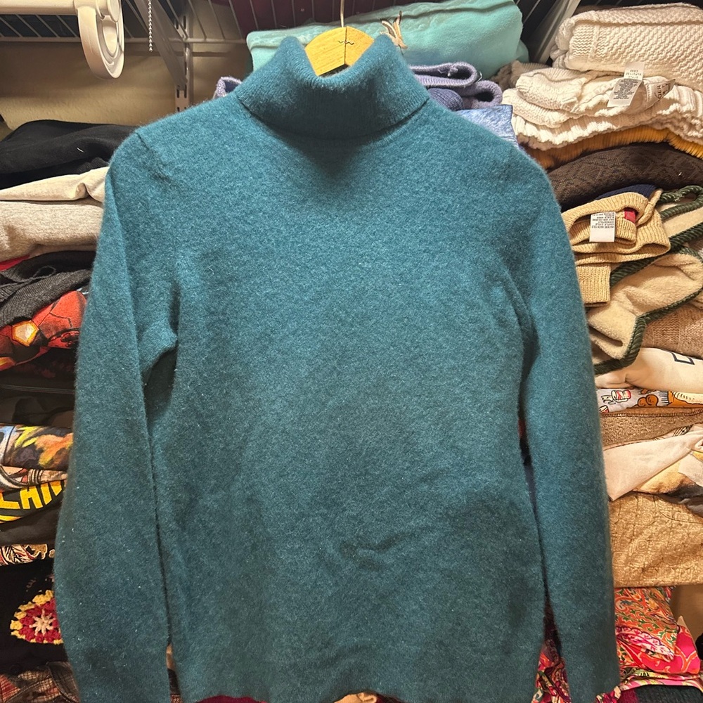 Talbots Womens Blue Pure Cashmere Turtleneck Sweater Size Large Long Sleeve Knit